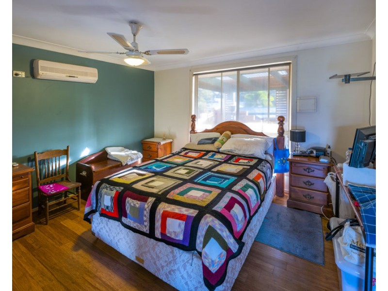 1 Azure Avenue, Emerald Beach NSW 2456