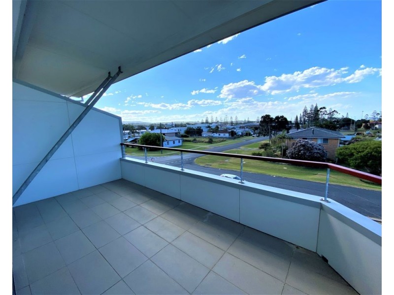 1/32 Trafalgar Street, Woolgoolga NSW 2456