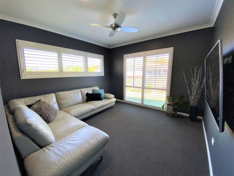 40 Admiralty Drive, Safety Beach NSW 2456