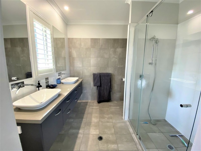40 Admiralty Drive, Safety Beach NSW 2456