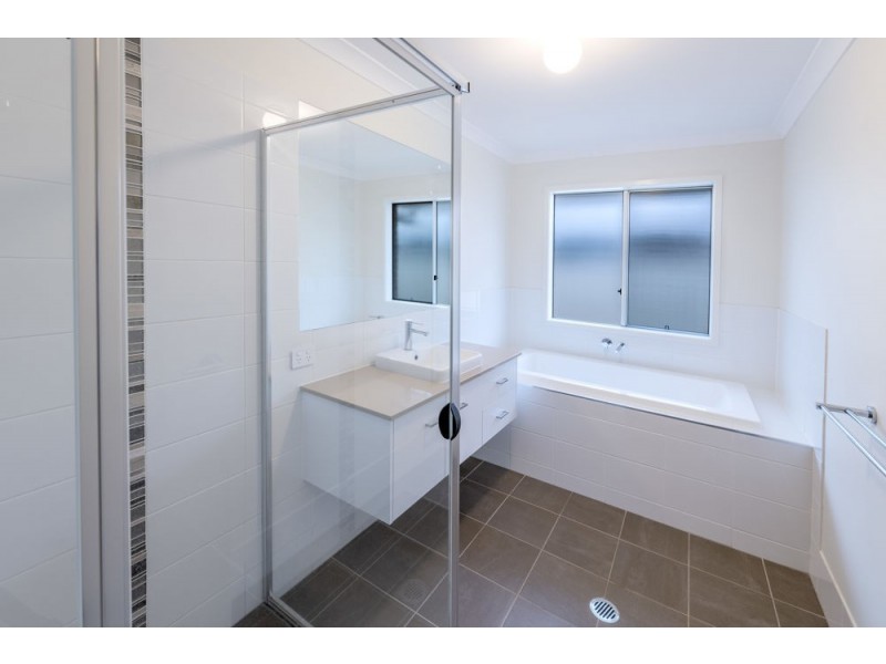 8 Broadwater Street, Sandy Beach NSW 2456