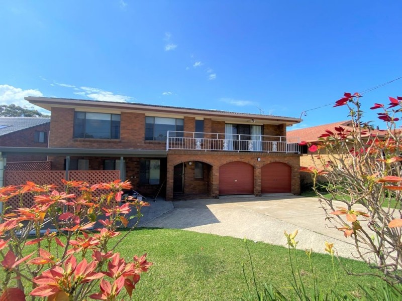 7 Sunset Avenue, Woolgoolga NSW 2456