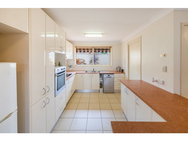 2/12 Parker Close, Woolgoolga NSW 2456
