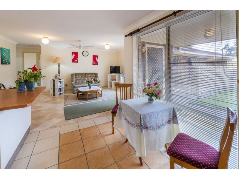 2/12 Parker Close, Woolgoolga NSW 2456