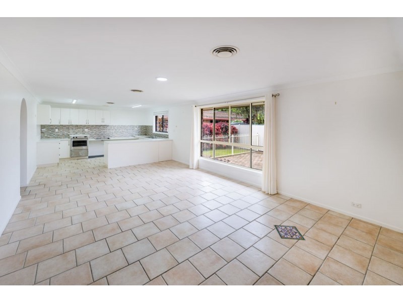 2/27 Knox Street, Woolgoolga NSW 2456