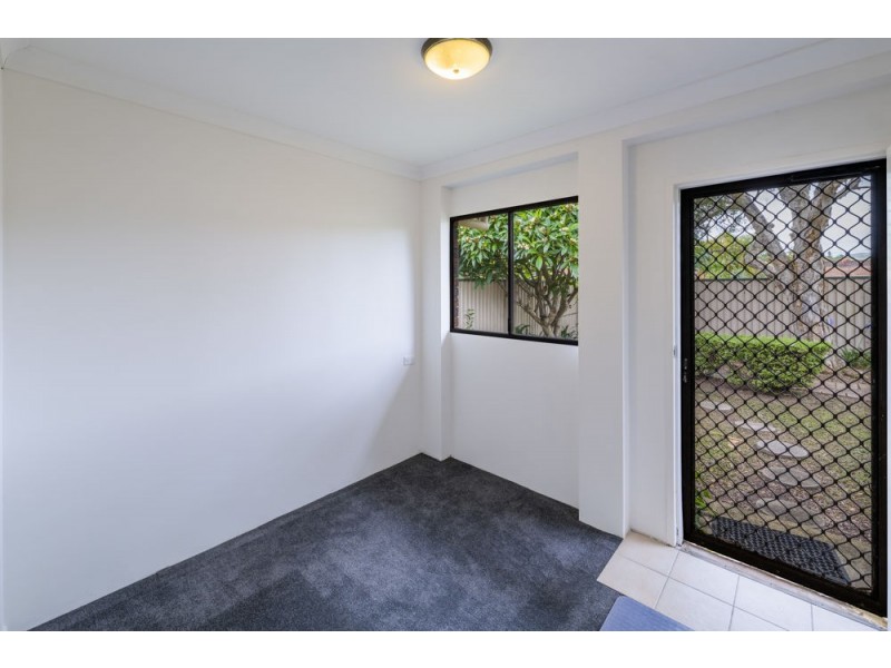 2/27 Knox Street, Woolgoolga NSW 2456