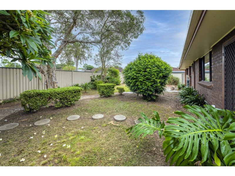 2/27 Knox Street, Woolgoolga NSW 2456