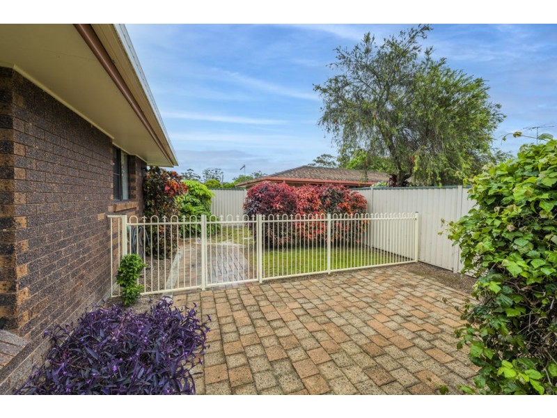 2/27 Knox Street, Woolgoolga NSW 2456