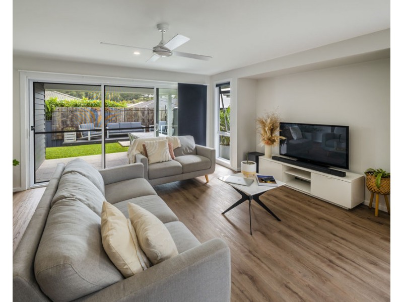 3 Mermaid Drive, Sandy Beach NSW 2456