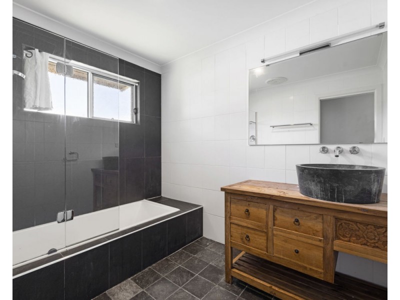 12 Carabeen Close, Woolgoolga NSW 2456