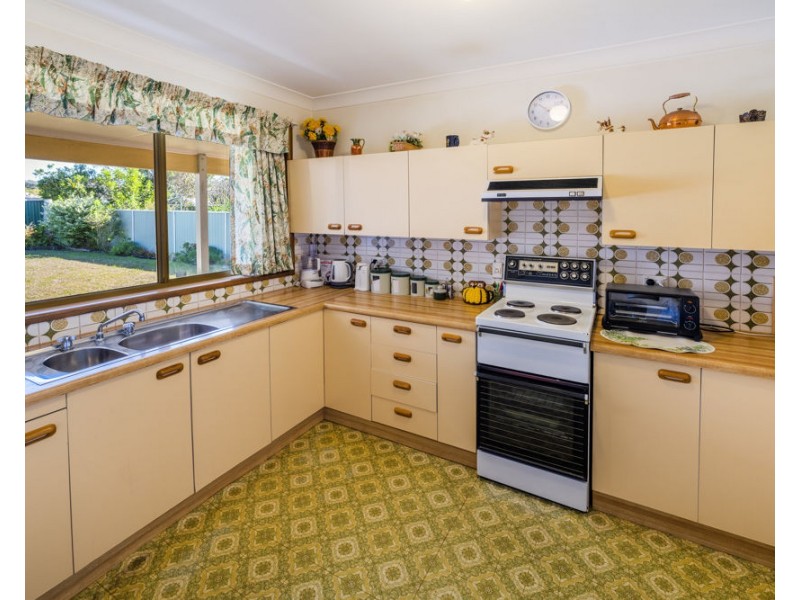 2 Kim Close, Woolgoolga NSW 2456