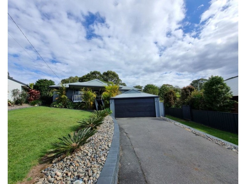 4 Casuarina Court, Sandy Beach NSW 2456