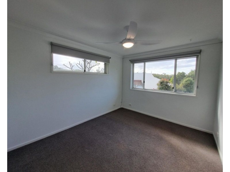 4 Casuarina Court, Sandy Beach NSW 2456