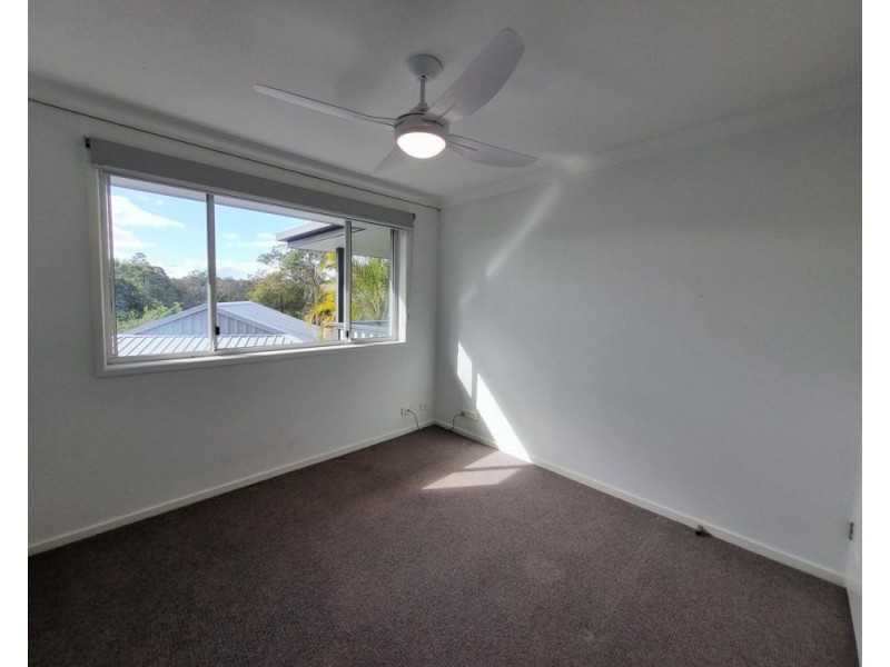 4 Casuarina Court, Sandy Beach NSW 2456