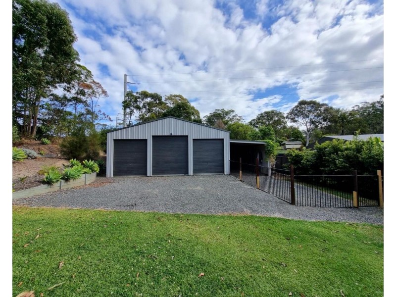 4 Casuarina Court, Sandy Beach NSW 2456