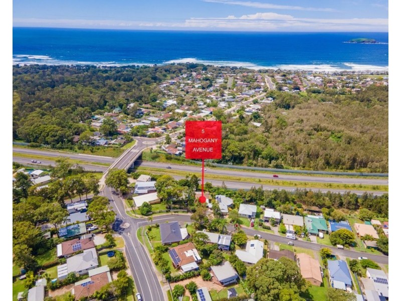 5 Mahogany Avenue, Sandy Beach NSW 2456
