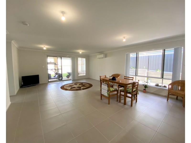 1 Neptune Close, Safety Beach NSW 2456