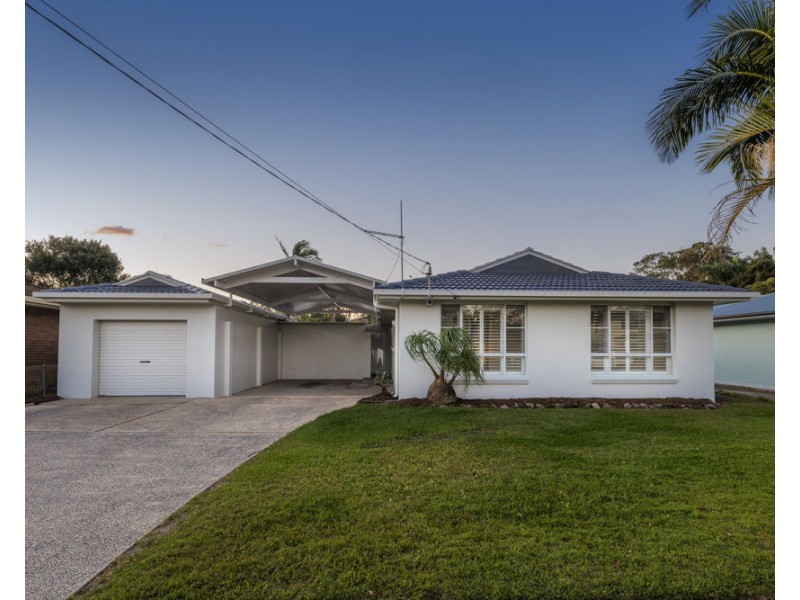 42 Turon Parade, Woolgoolga NSW 2456