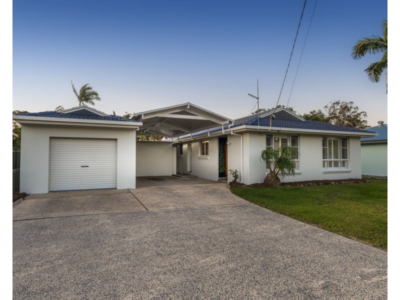 42 Turon Parade, Woolgoolga NSW 2456