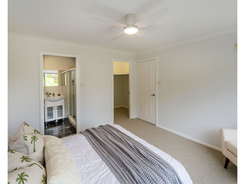 24 Admiralty Drive, Safety Beach NSW 2456