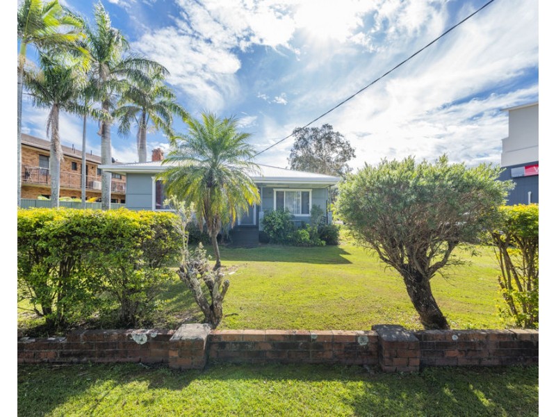 47 Beach Street, Woolgoolga NSW 2456