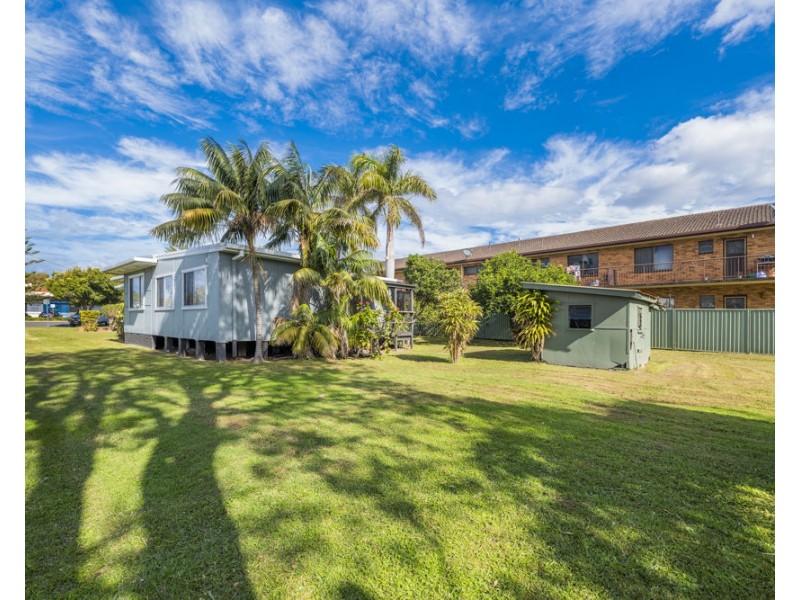 47 Beach Street, Woolgoolga NSW 2456