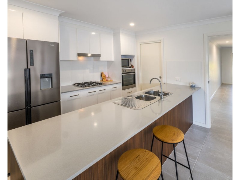 9 Sandcastle Drive, Sandy Beach NSW 2456