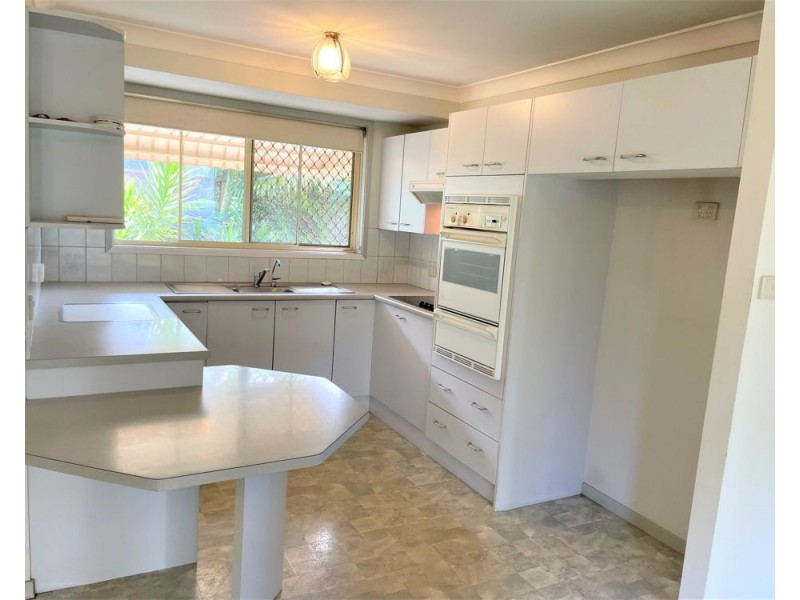 6 Clarence Street, Woolgoolga NSW 2456