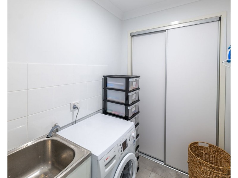 8 Seabeach Street, Sandy Beach NSW 2456