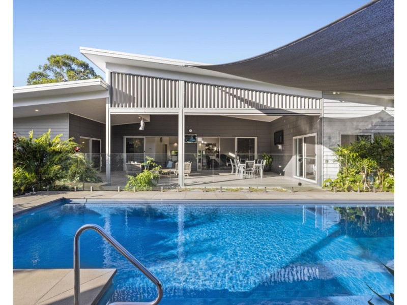15 Topaz Drive, Emerald Beach NSW 2456