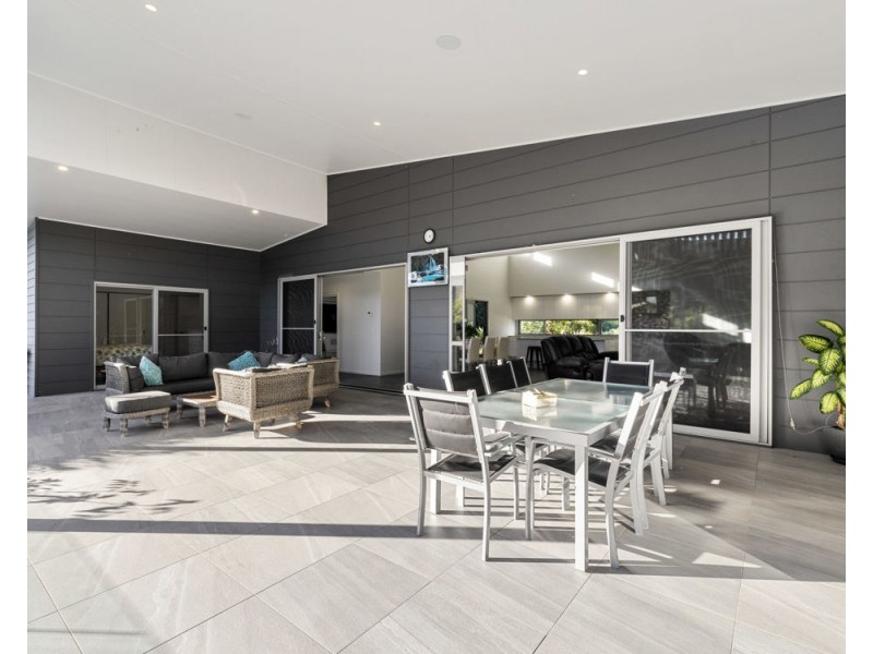 15 Topaz Drive, Emerald Beach NSW 2456