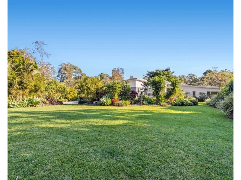 15 Topaz Drive, Emerald Beach NSW 2456