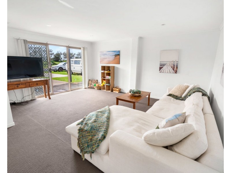 60A Sandys Beach Drive, Sandy Beach NSW 2456