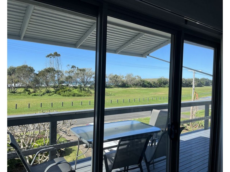 60A Sandys Beach Drive, Sandy Beach NSW 2456
