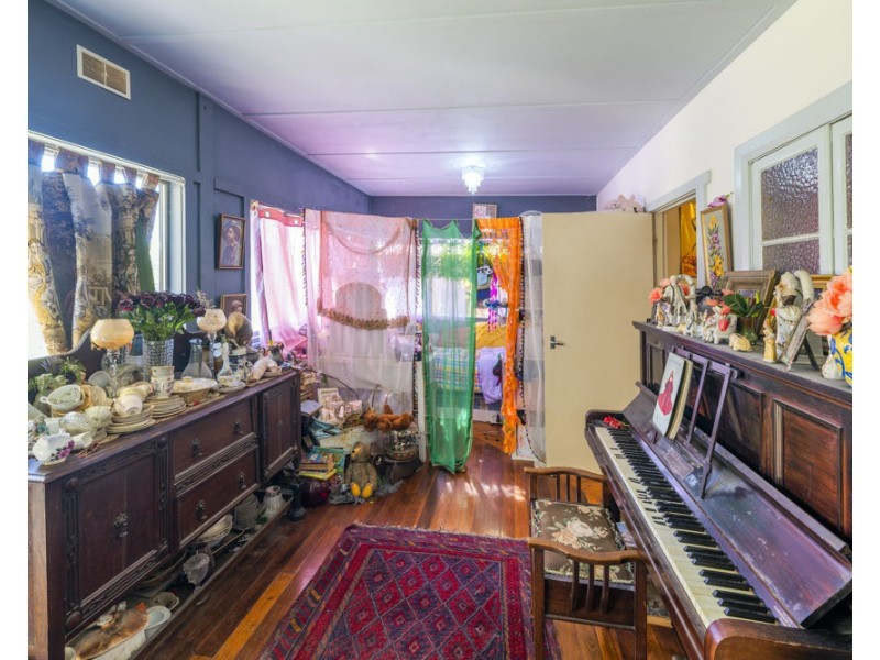 13 Mackay Street, Woolgoolga NSW 2456