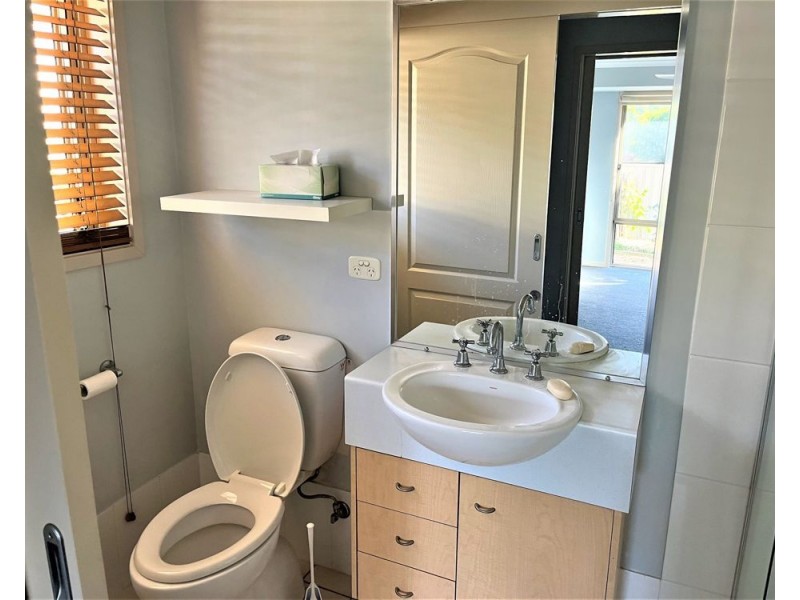 1 Waverider Cove, Safety Beach NSW 2456