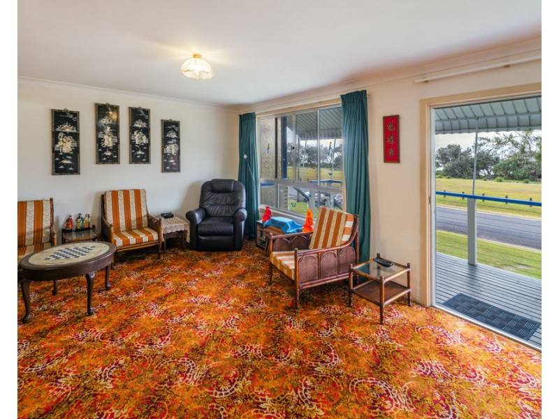 86 Sandys Beach Drive, Sandy Beach NSW 2456