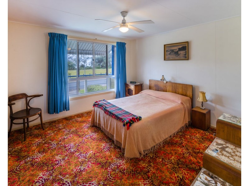 86 Sandys Beach Drive, Sandy Beach NSW 2456