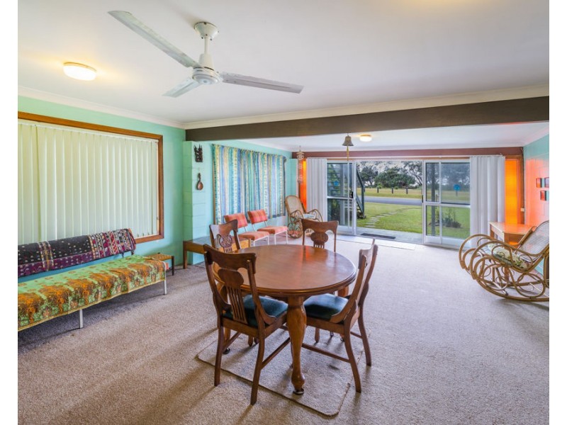 86 Sandys Beach Drive, Sandy Beach NSW 2456