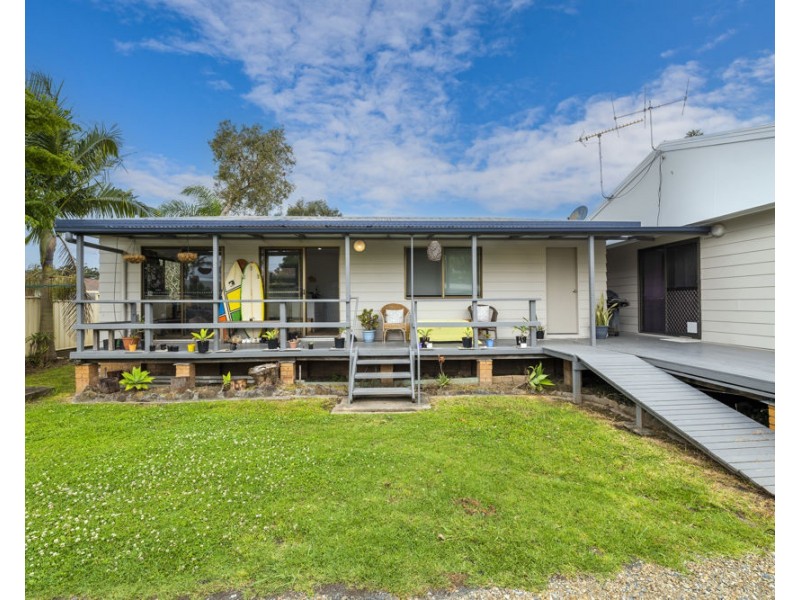 28 Clarence Street, Woolgoolga NSW 2456