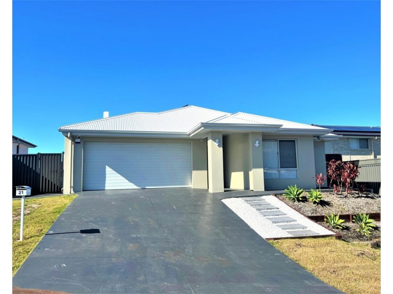 21 Whitehaven, Woolgoolga NSW 2456