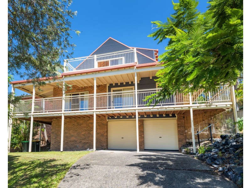 10 Safety Beach Drive, Safety Beach NSW 2456