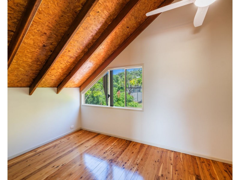 10 Safety Beach Drive, Safety Beach NSW 2456