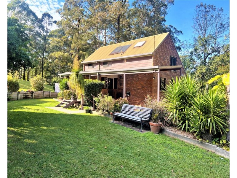 7 Crampton Close, Woolgoolga NSW 2456