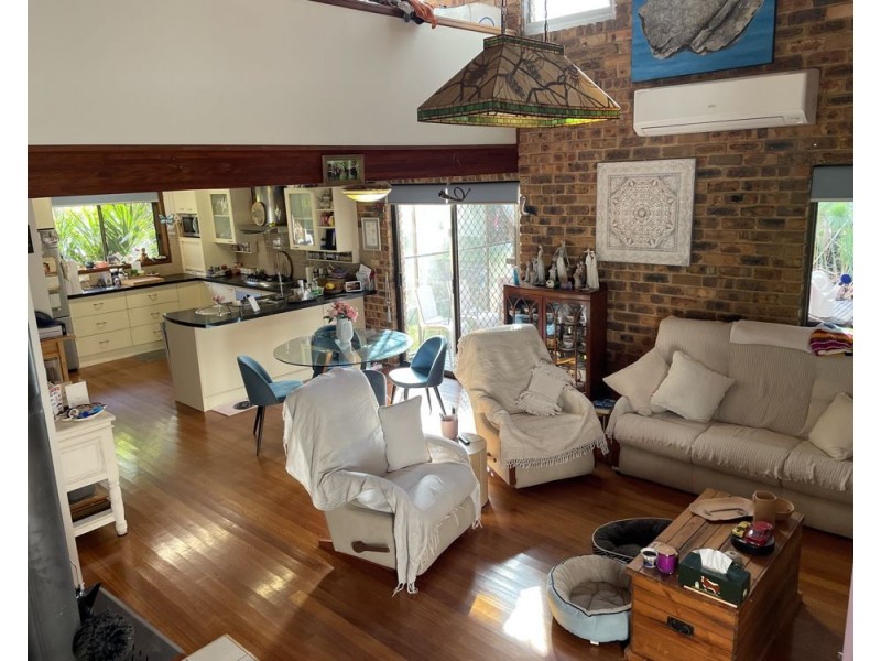 7 Crampton Close, Woolgoolga NSW 2456