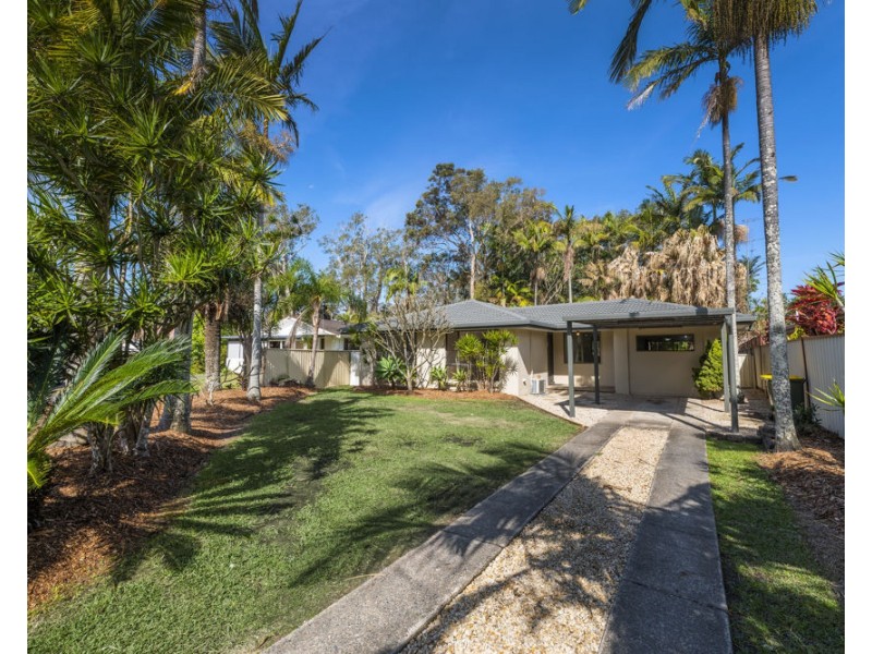 4 Taylor Close, Emerald Beach NSW 2456