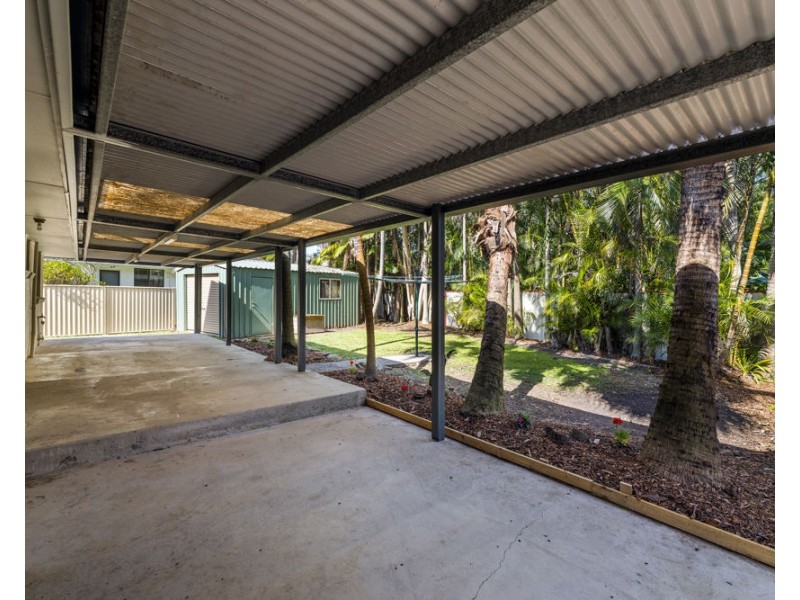 4 Taylor Close, Emerald Beach NSW 2456