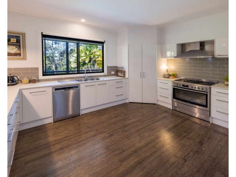 28 St Andrews Drive, Woolgoolga NSW 2456