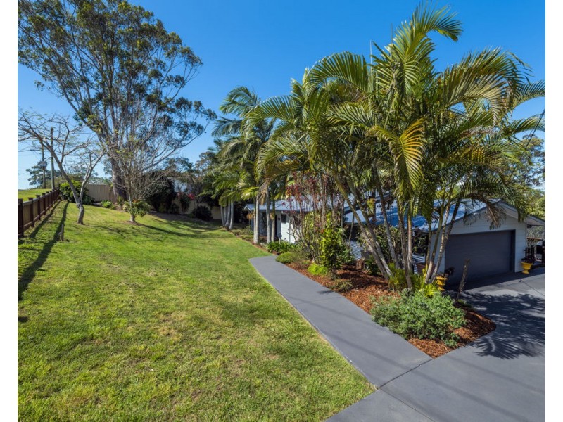 28 St Andrews Drive, Woolgoolga NSW 2456
