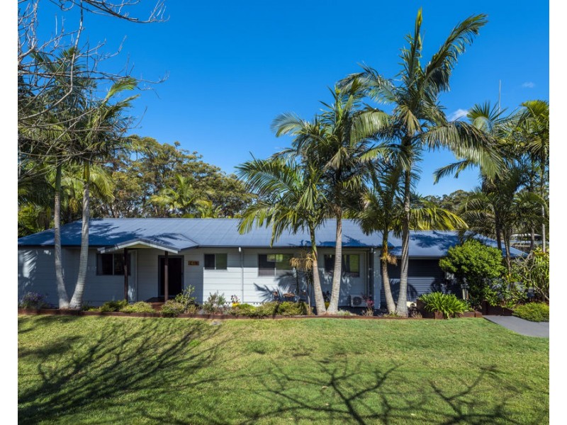 28 St Andrews Drive, Woolgoolga NSW 2456
